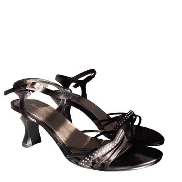 CALL IT SPRING BLACK‎ KITTEN HEEL ANKLE STRAP SANDALS NWOT SIZE 38 - Picture 2 of 11